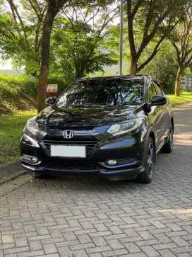 Honda HR-V E 1.5 CVT AT