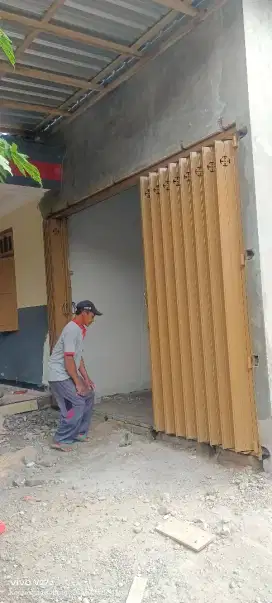 Pintu harmonika