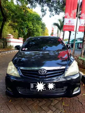 Dijual Toyota Innova