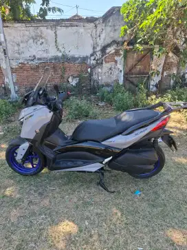 Yamaha Xmax 2021 + Backrack Original Yamaha