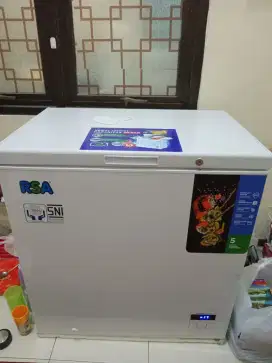 Freezer RSA  kondisi masih bagus