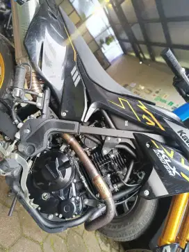 KLX 230 SE SM/ D Tracker Supermoto