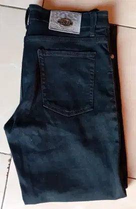 Celana jeans BOSS (preloved)