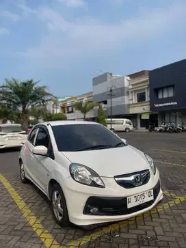 BRIO E MATIC PUTIH