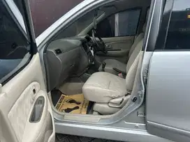 Toyota Avanza 2011 Bensin