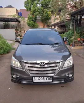 Toyota Kijang Innova 2014 Bensin