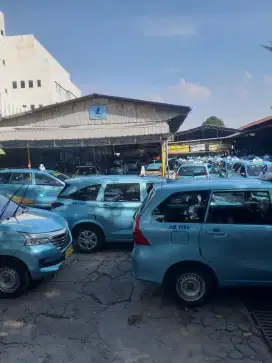Lowongan driver taksi