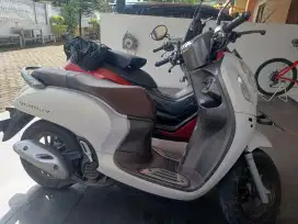 Honda Scoopy Pristige Putih