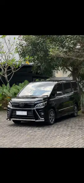 Voxy 2018 Plat H Istimewa