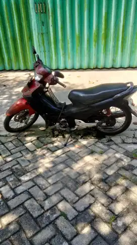 Jual motor suzuki titan 2010