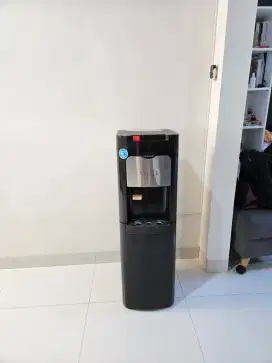 Dispenser Sharp galon bawah