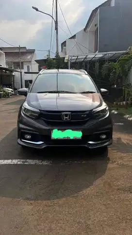 Pajak Panjang Honda Mobilio RS Matic Abu-Abu 2019