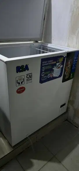 Chest Freezer RSA CF-210 Box 200 Liter Lemari Pembeku Makanan
