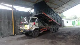 Tronton Nissan CWB