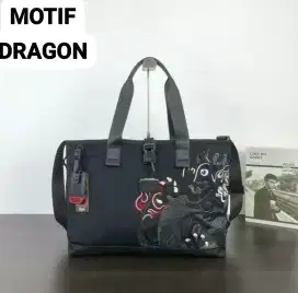 Tas Tumi Retreat Tote Bag Selempang Slingbag Black Dragon