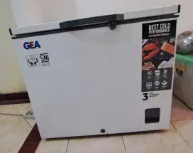 Freezer GEA AB226R 220 liter
