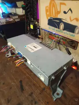 Power amplifier CBU Toyota Alphard