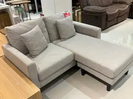 Sofa selma tavor letter L bahan fabric