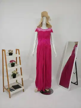 Gaun Wanita Mewah