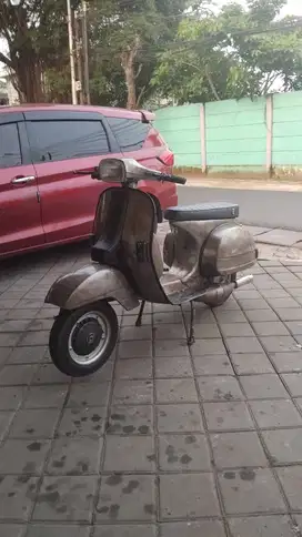 Vespa Strada AOM Tahun 1988