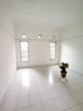 DIJUAL RUMAH SIAP HUNI DI MARGAHAYU RAYA