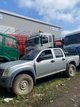 Isuzu Dmax Tahun 2012