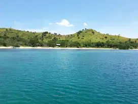 Dijual Tanah Langsung Pantai kota Labuan Bajo, Luas 14 Ha