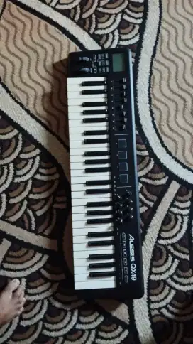 Midi controler key Alesis Qx49