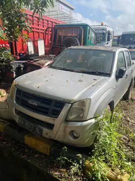 Isuzu Dmax Tahun 2012