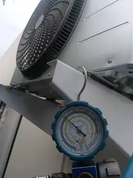 Service ac,bongkar pasang ac,cuci ac,isi freon dll
