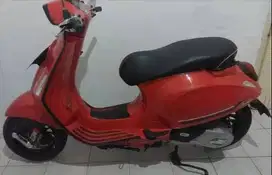 VESPA SPRINT IGET 150 ABS A/T tahun 2022
