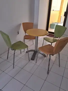 Meja Rapat+4kursi