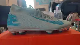 Nike Superfly 10 Club Sepatu Bola