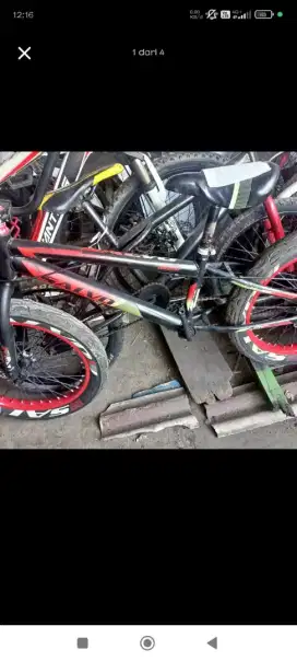 Sepeda BMX ukuran 20 ban jumbo