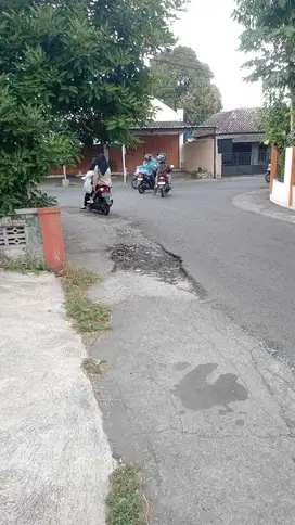 Jual Tanah Kecil pinggr aspal cocok utk ruko