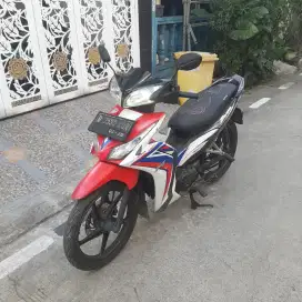 Honda Blade 2015 ss lengkap mesin bagus plat Bekasi Kota