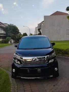Toyota Vellfire ZG th 2012 KM 80.000 pajak baru Plat L