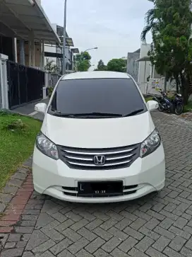Honda Freed E Psd 2010 AC digital