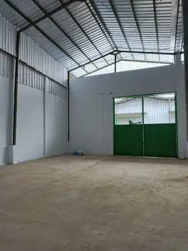 DISEWAKAN GUDANG DI KAMAL MUARA LT.173 M2