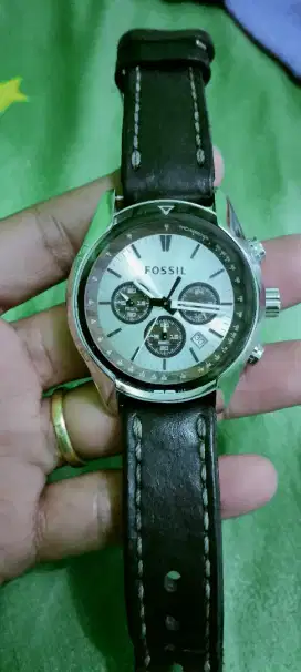 Jam Fosil Crono waktu tgl akurat