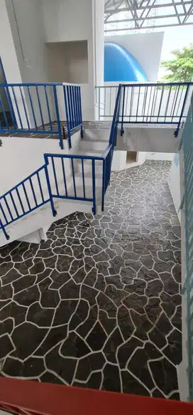 DiSewa gudang Duri Kosambi, lb 700m2 , lt 600m2 . Harga 500 jt/tahun n