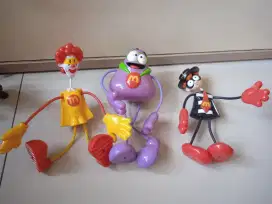 Koleksi mainan Mc D