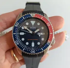 Seiko skx009 original
Bezel Pepsi bekas bagus normal semua siap pakai