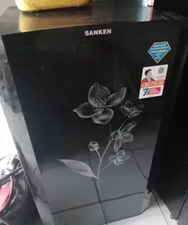 Di jual kulkas satu pintu bisa nego tipis