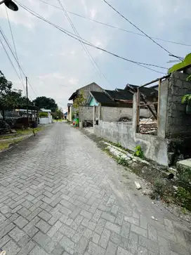 Lahan Kos Strategis Dekat Kampus UII – Akses Mudah & Lingkungan Ramai