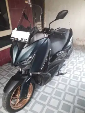 Yamaha XMax 250 ABS 2022 pemakaian 2023 Hijau Doff bonus Laptop Asus