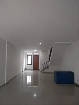 Dijual Ruko 3 Lantai di Batununggal Bandung Siap Pakai