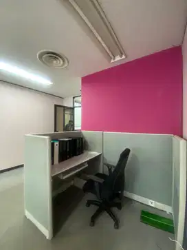 DISEWAKAN RUANG KANTOR SEMI FURNISH DI SUDIRMAN 64sqm DEKAT MRT