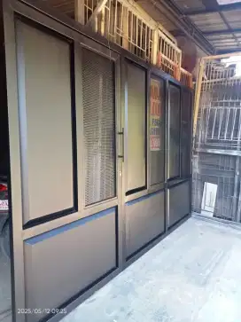 Tempahan pintu gerbang dan pagar