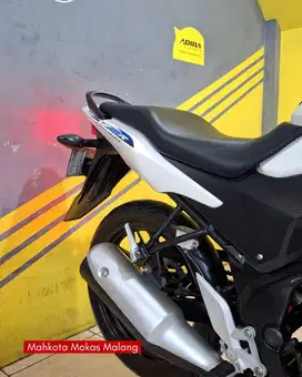 CB 150R 2013 SURAT LENGKAP HIDUP MESIN AMAN SIAP PAKAI